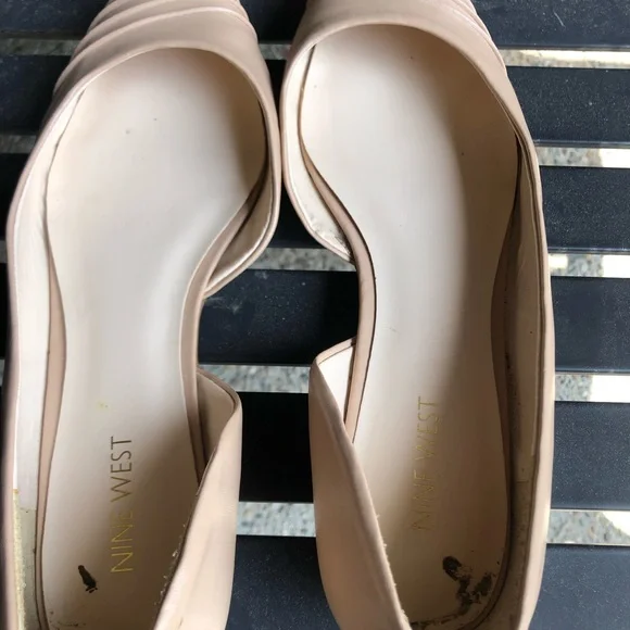 Nine West Flats - Picture 4 of 6